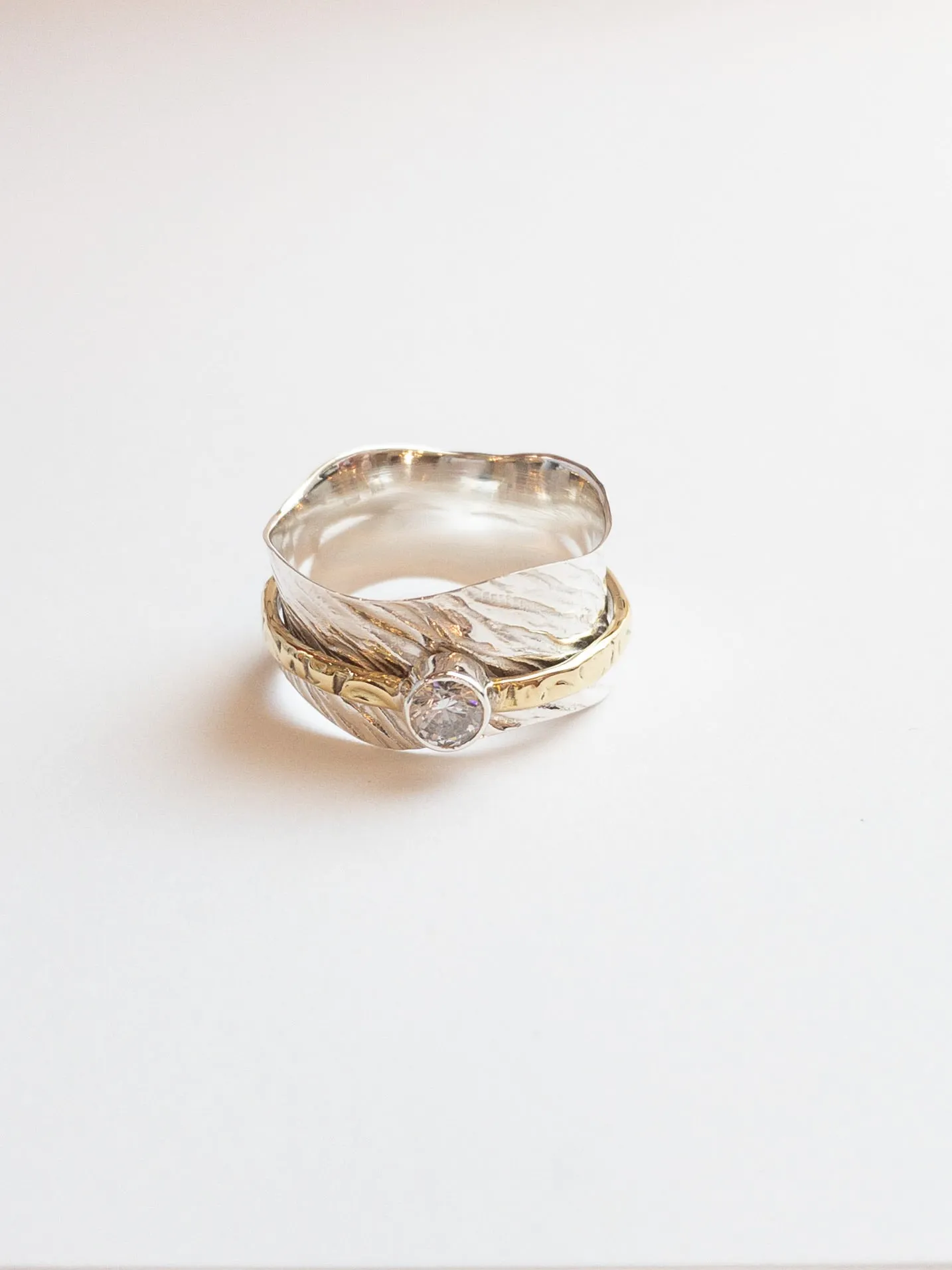 Camry nh ring -cubic zirconia
